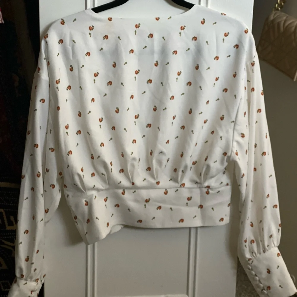 Backyard Roses Alex Button Front Rose Top - Picture 4 of 4